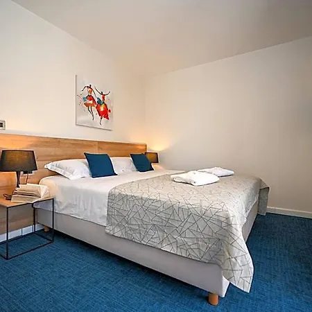 Casa Laurea 4*