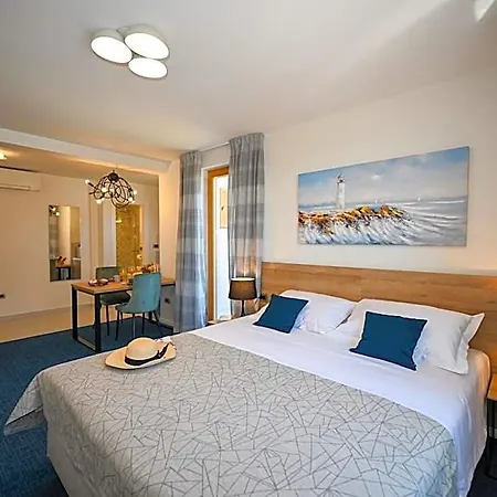 Hotel Casa Laurea 4*